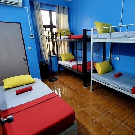 Shoplot Hostel Pangkor Kampong Pasir Bogak Zewnętrze zdjęcie