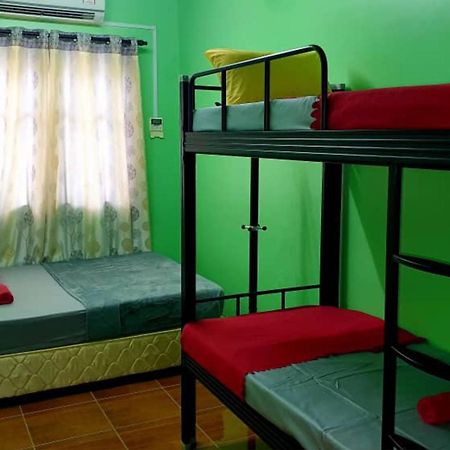 Shoplot Hostel Pangkor Kampong Pasir Bogak Zewnętrze zdjęcie