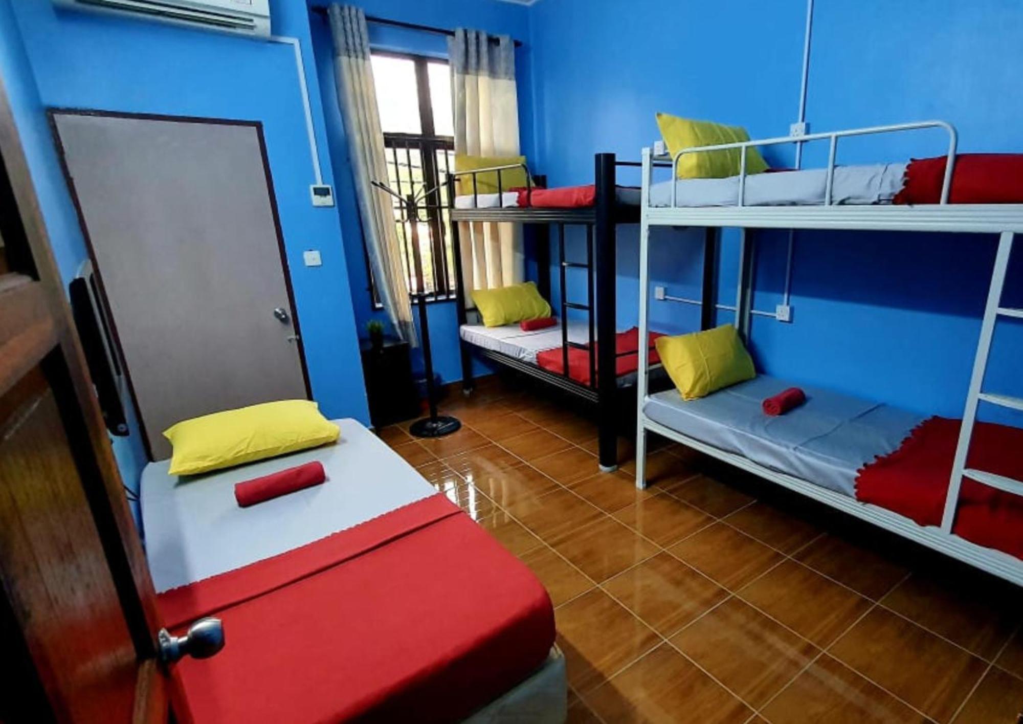 Shoplot Hostel Pangkor Kampong Pasir Bogak Zewnętrze zdjęcie
